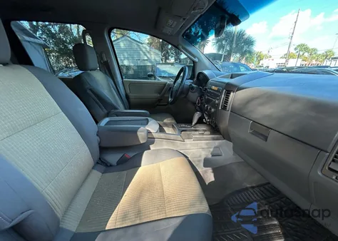 2004 Nissan Titan Xe z USA, uszkodzony, nr VIN 1N6AA07A94N555888